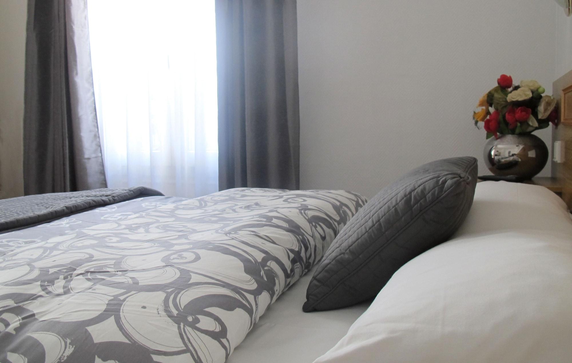 Hotel Cosy Monceau Párizs Kültér fotó